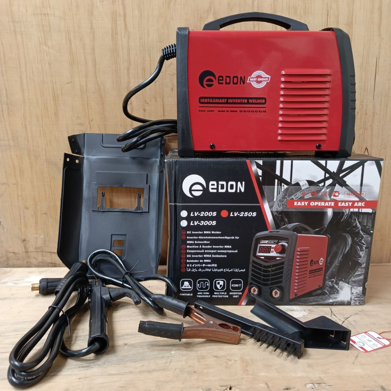 ca3a4870-8b67-4b05-a798-381778ae99bb.jpg Edon LV250s welding machine - Image 1